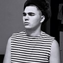 Знакомства: Максим, 21 год, Иваново