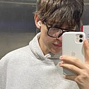 Знакомства: Малик, 19 лет, Адлер