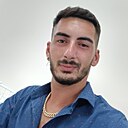 Знакомства: Adrian, 22 года, Râmnicu Vâlcea