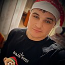 Знакомства: Денис, 25 лет, Екатеринбург