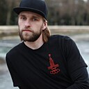 Знакомства: Валентин, 32 года, Адлер