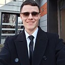 Знакомства: Виктор, 22 года, Калининград