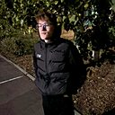 Знакомства: Паша, 18 лет, Липецк