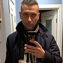 Знакомства: Саша, 35 лет, Калуга