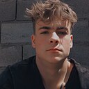 Знакомства: Андрей, 19 лет, Талгар