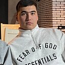 Знакомства: Oybek, 21 год, Ташкент