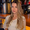 Знакомства: Алина, 22 года, Москва