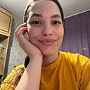 Знакомства: Ксения, 22 года, Кемерово