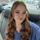 Знакомства: Таня, 18 лет, Москва