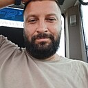 Знакомства: Valentin, 32 года, Oradia