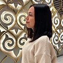 Знакомства: Алина, 22 года, Казань