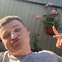 Знакомства: Артем, 21 год, Кричев