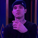 Знакомства: Саша, 26 лет, Астана