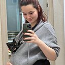 Знакомства: Вика, 19 лет, Москва