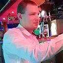 Знакомства: Дмитрий, 33 года, Санкт-Петербург