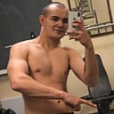 Знакомства: Артур, 24 года, Псков