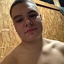 Знакомства: Артем, 19 лет, Петрозаводск