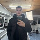 Знакомства: Антон, 25 лет, Воткинск