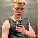 Знакомства: Илья, 22 года, Екатеринбург