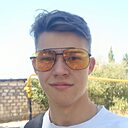 Знакомства: Дима, 18 лет, Севастополь