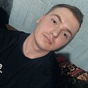 Знакомства: Денис, 24 года, Алчевск