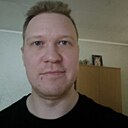 Знакомства: Артём, 33 года, Магадан