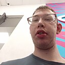 Знакомства: Кирилл, 22 года, Набережные Челны