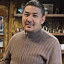 Знакомства: Улугбек, 33 года, Новый Уренгой