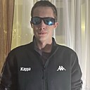 Знакомства: Леша, 18 лет, Екатеринбург