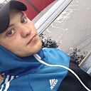 Знакомства: Максим, 26 лет, Калачинск