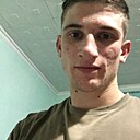 Знакомства: Валера, 24 года, Подольск