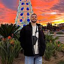 Знакомства: Денис, 31 год, Минусинск