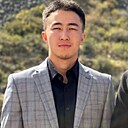 Знакомства: Нур, 22 года, Бишкек