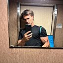 Знакомства: Игорь, 27 лет, Москва