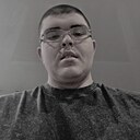 Знакомства: Дмитрий, 18 лет, Тюмень