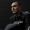 Знакомства: Олег, 33 года, Орел