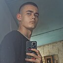 Знакомства: Владислав, 22 года, Джанкой