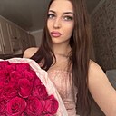 Знакомства: Дарина, 19 лет, Владикавказ