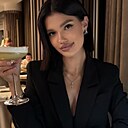 Знакомства: Арина, 26 лет, Минск