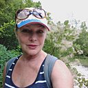 Знакомства: Кира, 59 лет, Евпатория