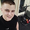 Знакомства: Артем, 25 лет, Орша