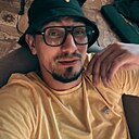 Знакомства: Романтик, 37 лет, Макеевка