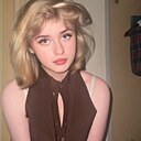 Знакомства: Вика, 25 лет, Санкт-Петербург