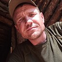 Знакомства: Максим, 32 года, Новопсков