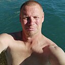 Знакомства: Максим, 44 года, Алушта