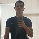 Знакомства: Артём, 22 года, Пятигорск