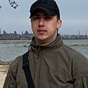 Знакомства: Владимир, 28 лет, Амвросиевка