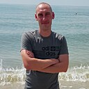 Знакомства: Рома, 30 лет, Донецк