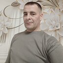 Знакомства: Игорь, 42 года, Ялта