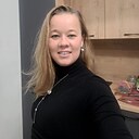 Знакомства: Мадина, 32 года, Казань